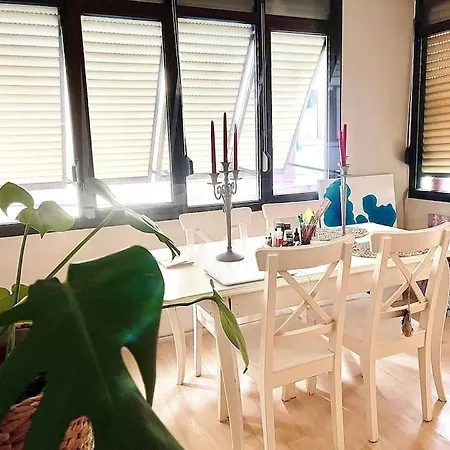 דירה Cozy House *